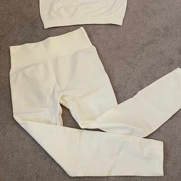 SHEIN Set - Picture 3 of 4